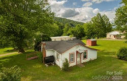 153 Beaverdam Loop Road, Candler, NC 28715