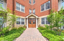 1 ITASCA Place, Itasca, IL 60143