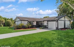 1998 SE Morningside Boulevard, Port Saint Lucie, FL 34952
