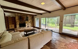 2000 Mill Creek Drive, Arlington, TX 76010