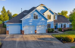 2750 N HOLIDAY LN, Newberg, OR 97132