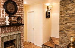 19451 Sherman Way, Reseda, CA 91335