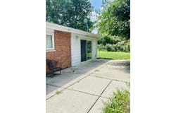 29773 Fairfax Street, Southfield, MI 48076
