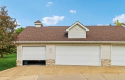 6255 Beechtree Drive, West Des Moines, IA 50266