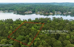 1277 Willow Glynn Pkwy, Alexander City, AL 35010