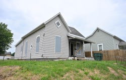 2823 S Vine Street, Muncie, IN 47302