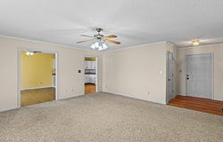 192  Oak Hill Drive, Madisonville, KY 42431