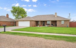 215 N 6th Street, New Home, TX 79381