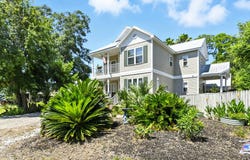 40 Myrtle St, Apalachicola, FL 32320