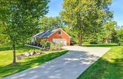 2613 Doug Avenue, Hudson, OH 44236