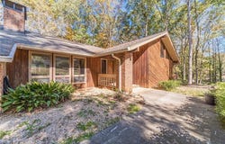 2612 Country Club Drive SE, Conyers, GA 30013