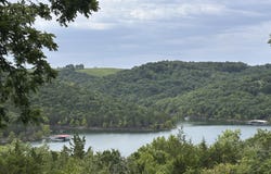 670 Shore Point Road, Blue Eye, MO 65611