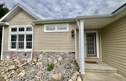 115 Stony Ridge Court, Hillsdale, MI 49242