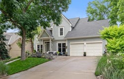 14910 Rhodes Circle, Lenexa, KS 66215
