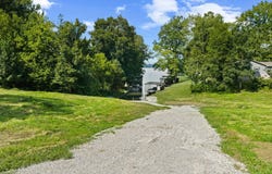 200 Aqua Vista Dr, Killen, AL 35645