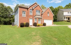 1127 Oak Hollow, Hampton, GA 30228