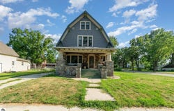 123 W End Street, Alma, MI 48801