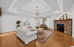 2043 MAPLEWOOD LANE, CLANTON, AL 35045