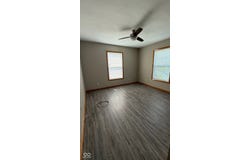 9 E Reel Avenue, Vincennes, IN 47591