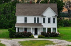 2755 South Q.St., Blackwell, OK 74631