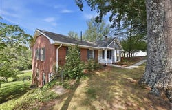 609 Main Street, Danbury, NC 27016