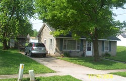 322 E Springfield, Virginia, IL 62691