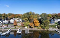 4877 Island View Drive, Mound, MN 55364