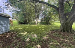 230 S 1st St, Moville, IA 51039