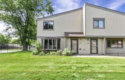 11757 Harbour Light Drive, North Royalton, OH 44133