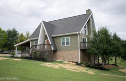 836 River Cliff Drive, Kodak, TN 37764
