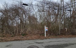 Holt Rd, Bourne, MA 02532