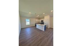 1205 E Stallion Lane, Mustang, OK 73064