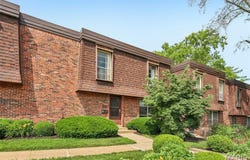 13484 Coliseum Drive, Chesterfield, MO 63017