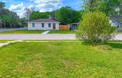 1005 E 6th Avenue, Corsicana, TX 75110