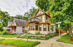 1113 Como Place, Saint Paul, MN 55103