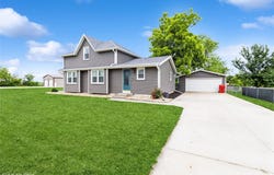 307 W 1st Street, Huxley, IA 50124