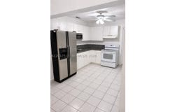 538 E 13th St, Hialeah, FL 33010
