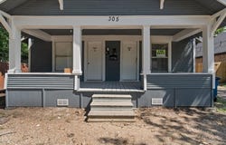 305 W Waco Street, Ennis, TX 75119