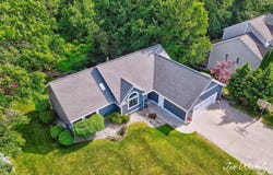 278 Caravan Drive, Norton Shores, MI 49441
