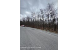 321 Summit Woods Road, Roaring Brook Twp, PA 18444