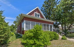 541 Howard Avenue, St. Joseph, MI 49085