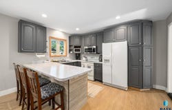 603 S Bartlett St, Canton, SD 57013