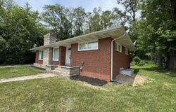 6910 Ash Avenue, Gary, IN 46403