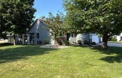 1725 Grizzly Lane N, Sartell, MN 56377