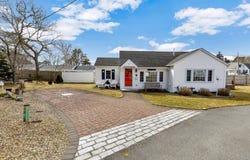 138 Sea Street, Dennis Port, MA 02639