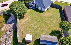 926 Morgan Drive, Burleson, TX 76028