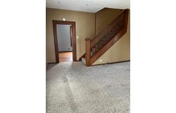 80 F St NW, Linton, IN 47441