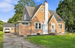 136 E Ave N, Battle Creek, MI 49017