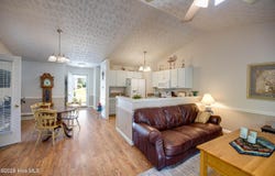 223 Lakemere Drive, New Bern, NC 28562