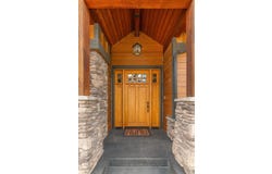 8924 E Clearview Ln, Spokane, WA 99217
